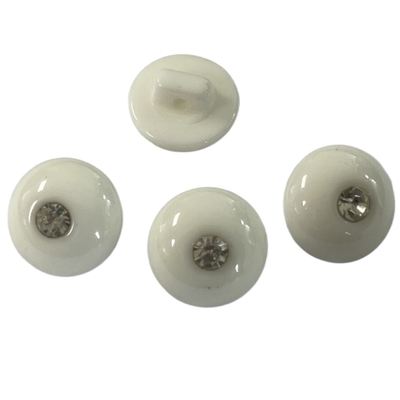 Plastikharz-Knöpfe faux-Diamond On Faces 18L beantragen um nähendes Hemd