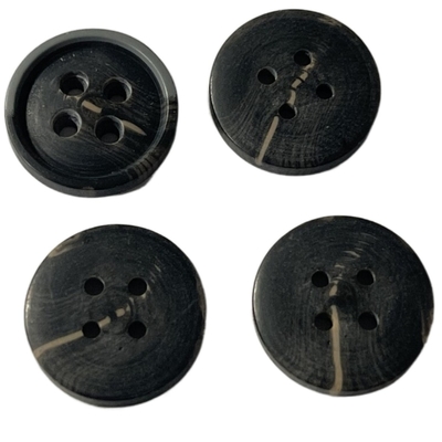 15mm Mantel-Oberbekleidung vier Loch Faux-Horn-Knöpfe mit Kante