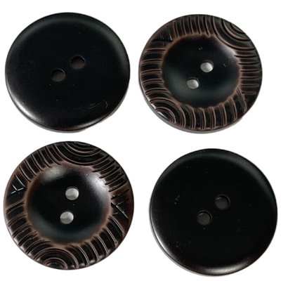 Polyester der Jacken-2-Holes knöpft speziellen Entwurf 42L auf Kante
